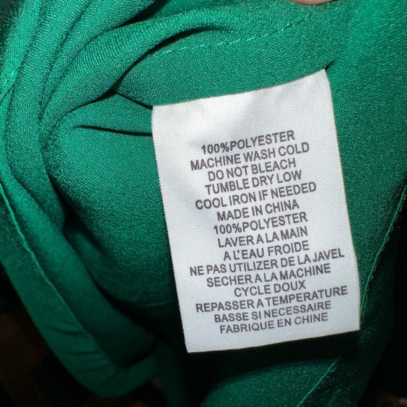 NWT TRINA TURK Alice Draped Satin One-Shoulder Drop Top - Picture 4 of 6